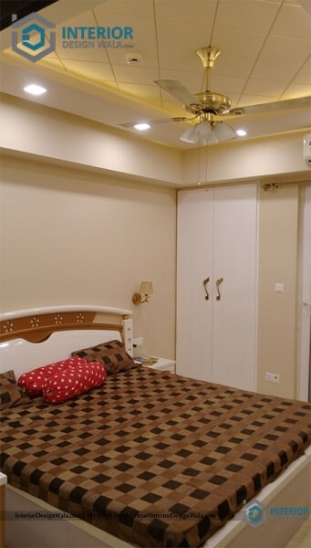 https://www.interiordesignwala.com/userfiles/media/webnoo.in.net/12-simple-false-ceiling-design-for-parents-room-mi.jpg