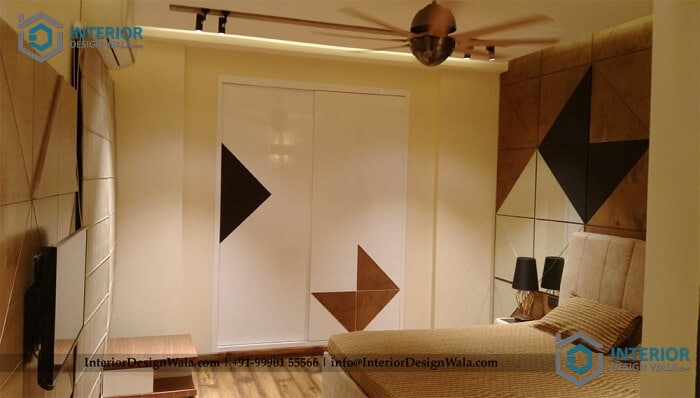https://www.interiordesignwala.com/userfiles/media/webnoo.in.net/20-couple-bedroom-interior-with-wardrobe-design-and-crea_1.jpg